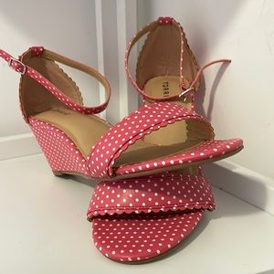 Torrid, Size 10, Polka Dot Mini Ankle wedge